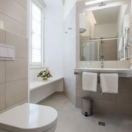 Guest house Klarisa Palace